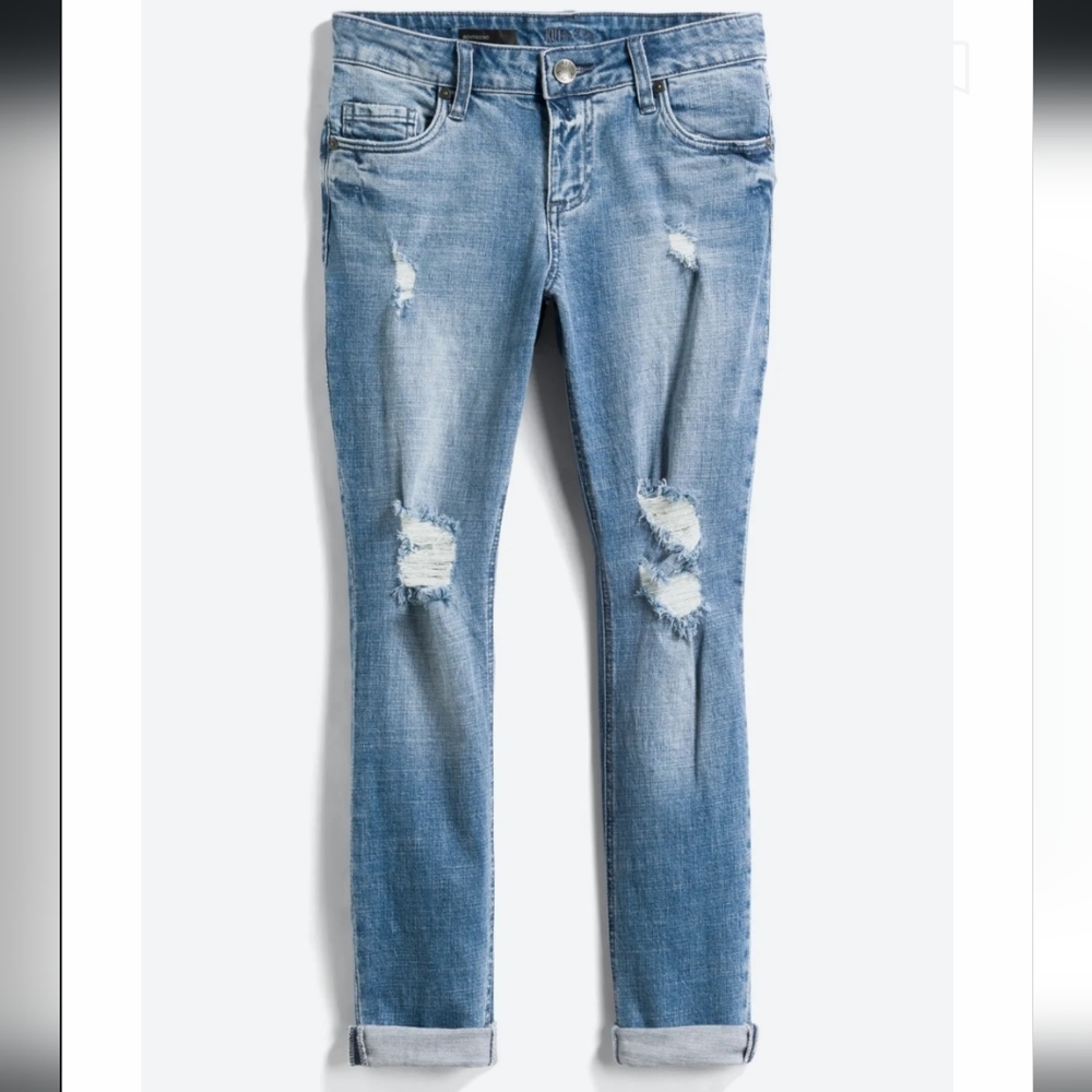 Cheyenne distress boyfriend Jean
